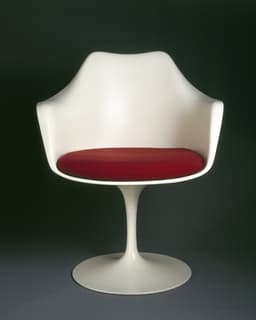 Tulip Armchair by Eero Saarinen
